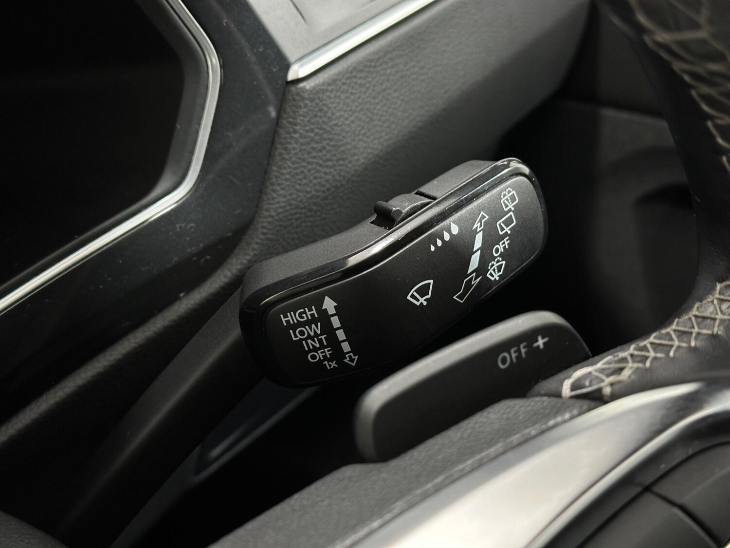 Used Volkswagen Tiguan for sale - 77497512: Photo 17