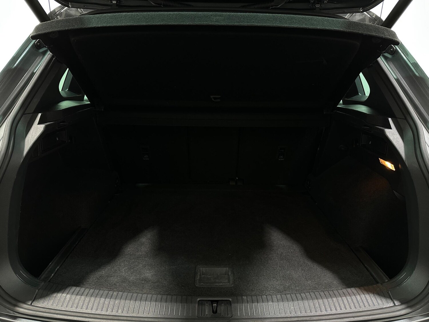 Used Volkswagen Tiguan for sale - 77497512: Photo 49