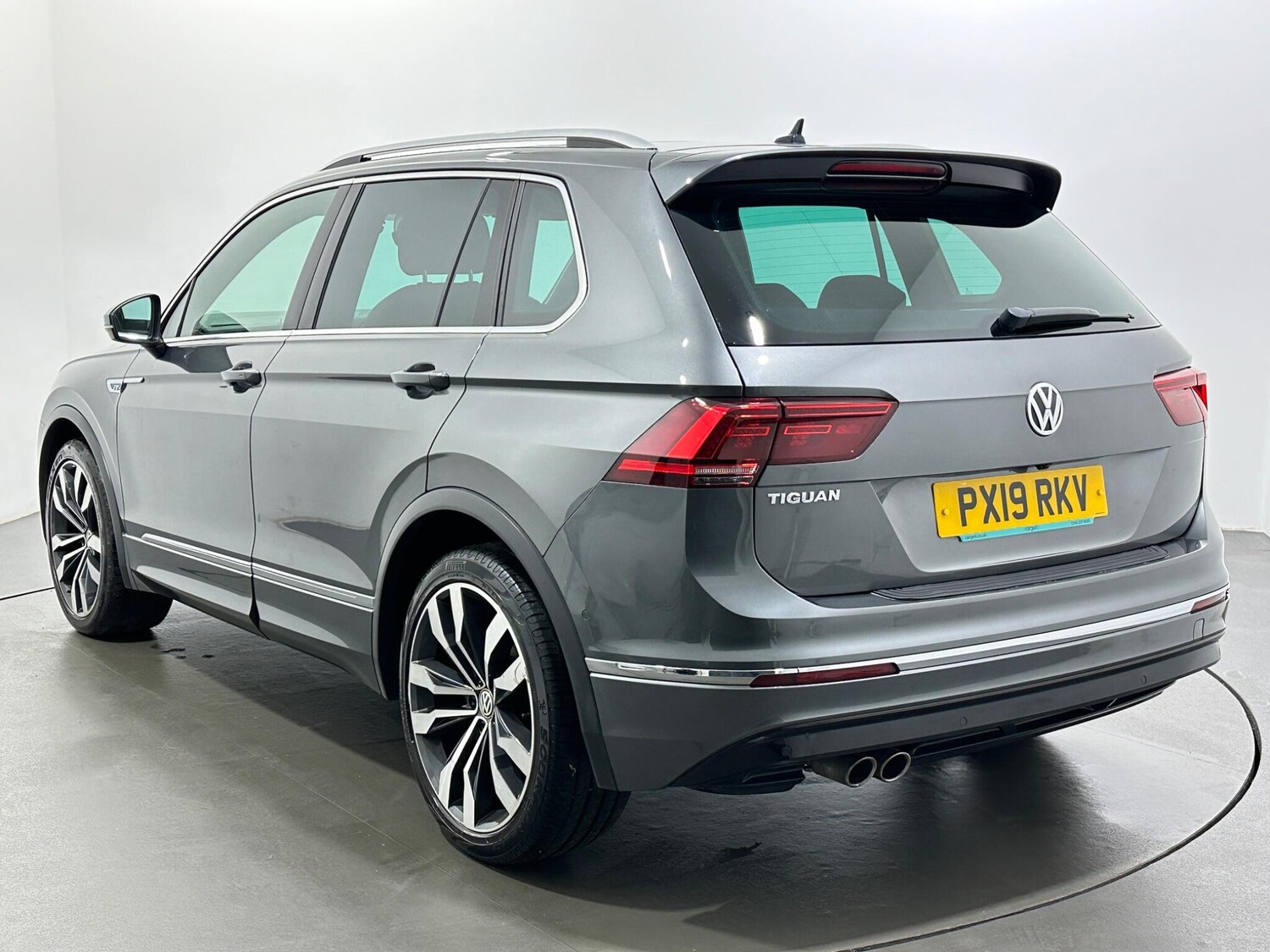 Used Volkswagen Tiguan for sale - 77497512: Photo 6