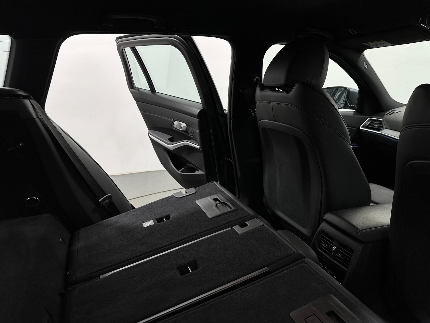 Used BMW 3 Series 2021 for sale - 76878847: Photo 44