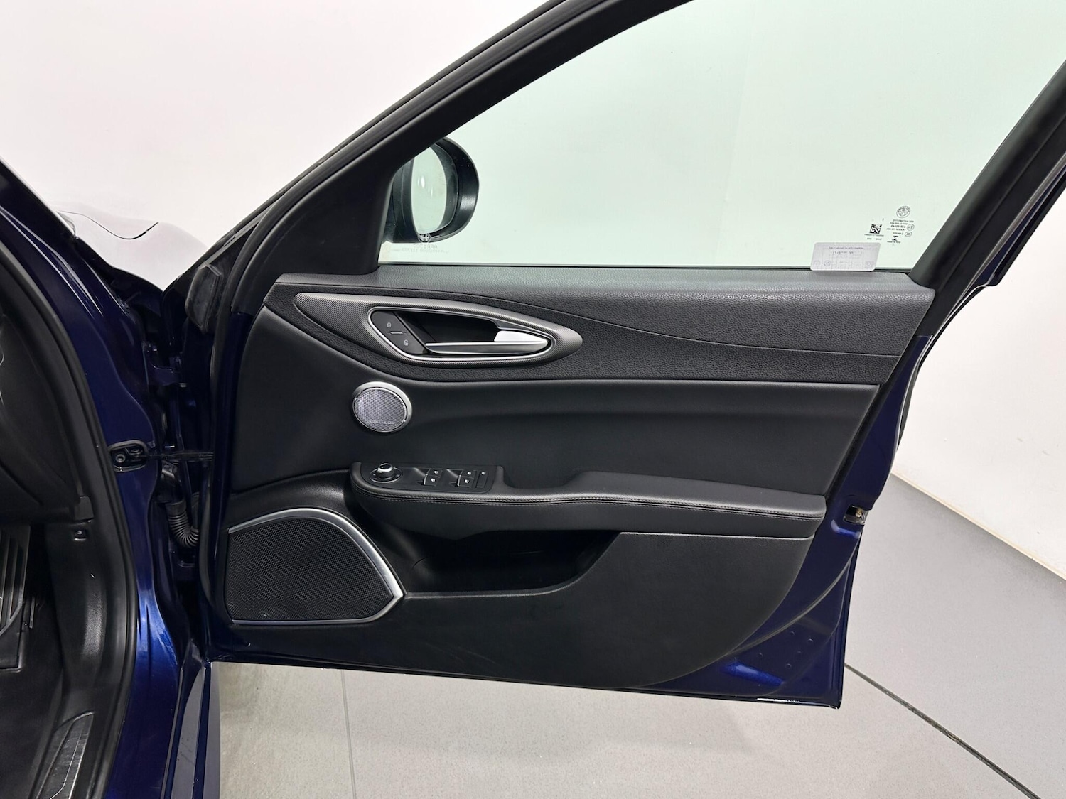 Used Alfa Romeo Giulia for sale - 77612553: Photo 35