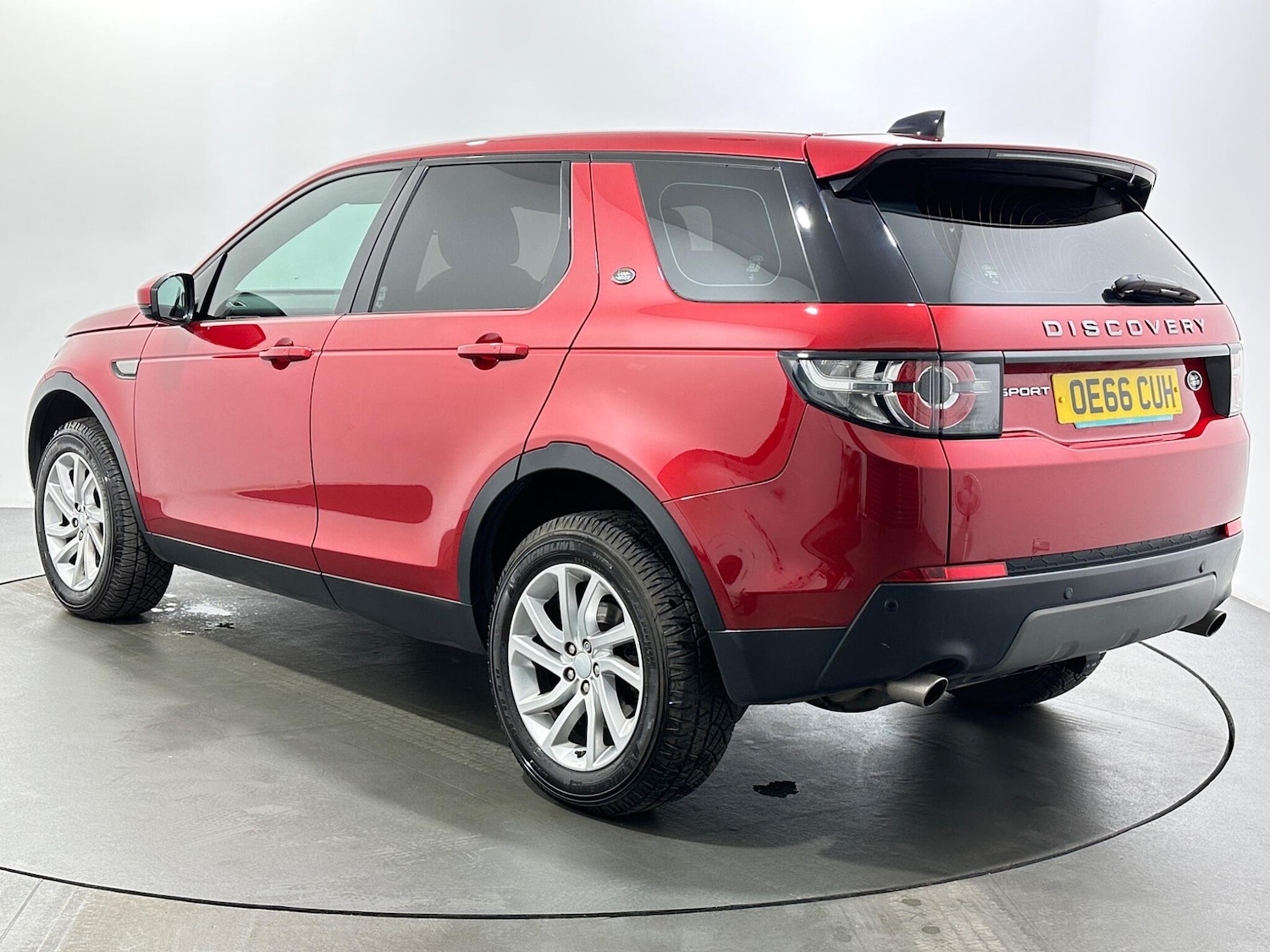Used Land Rover Discovery Sport 2016 for sale - 78148153: Photo 6