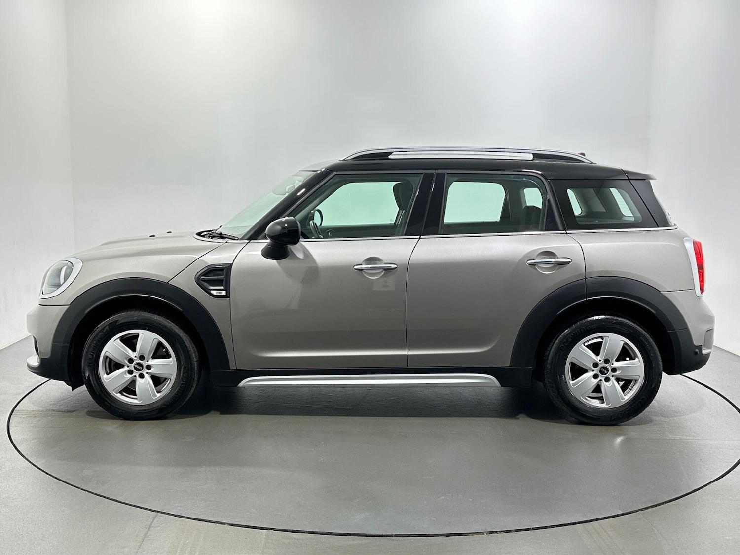 Used MINI Countryman 2019 for sale - 76878680: Photo 5