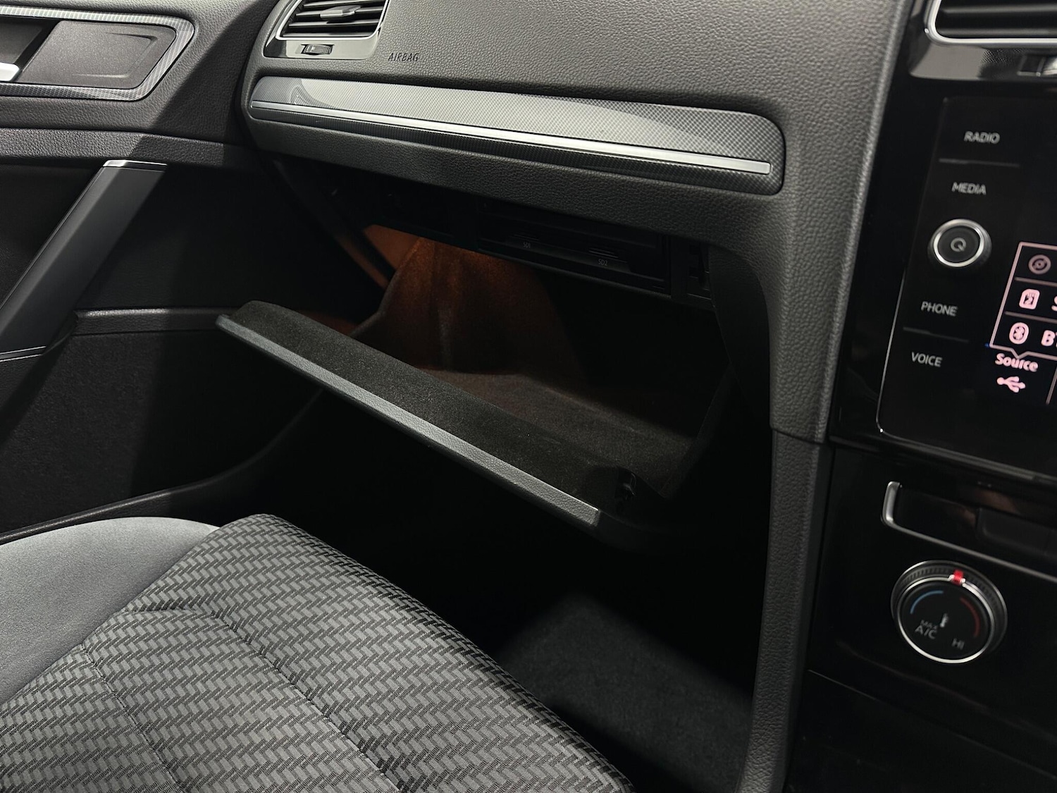 Used Volkswagen Golf 2019 for sale - 78072929: Photo 27