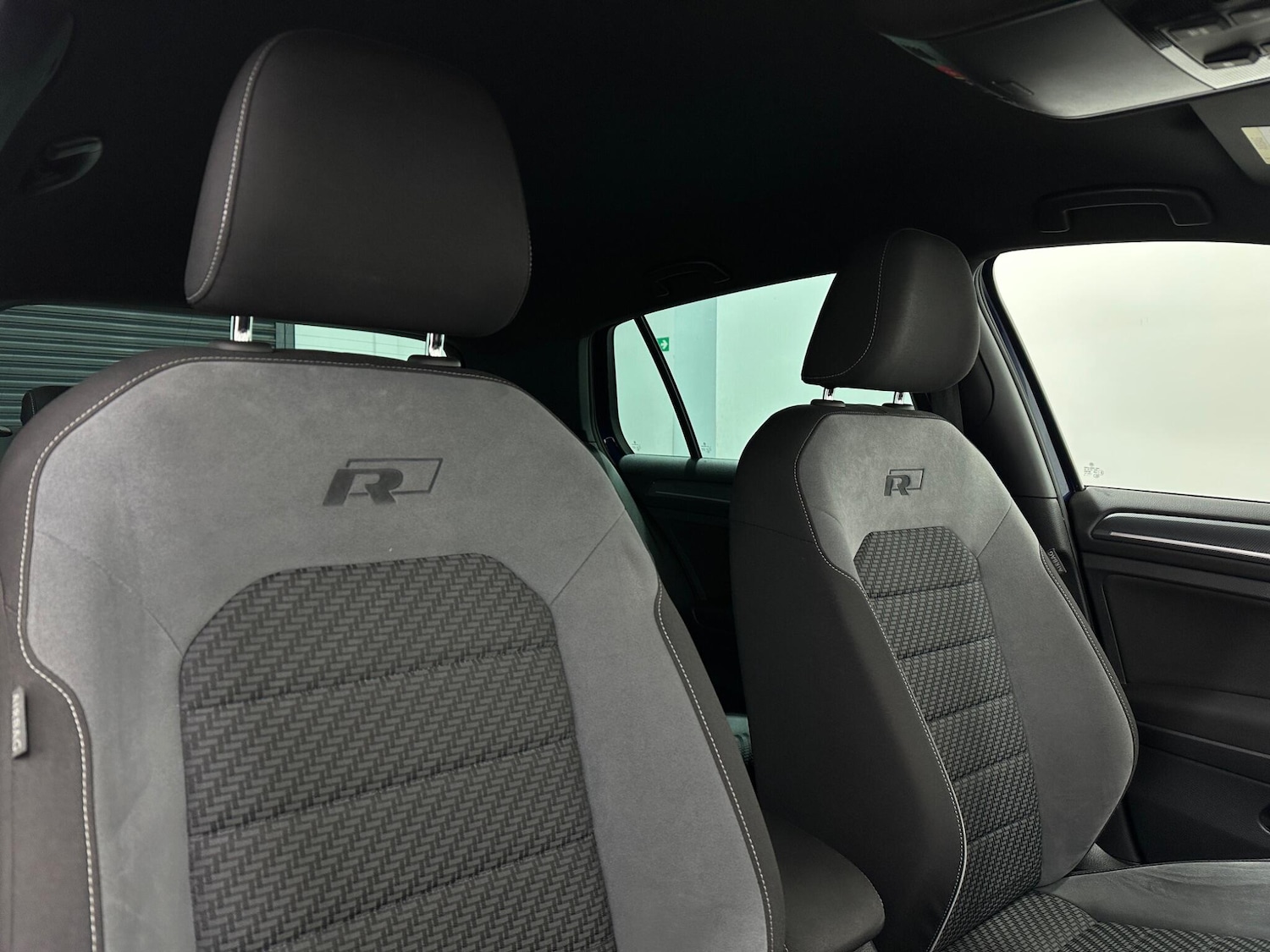 Used Volkswagen Golf 2019 for sale - 78072929: Photo 32