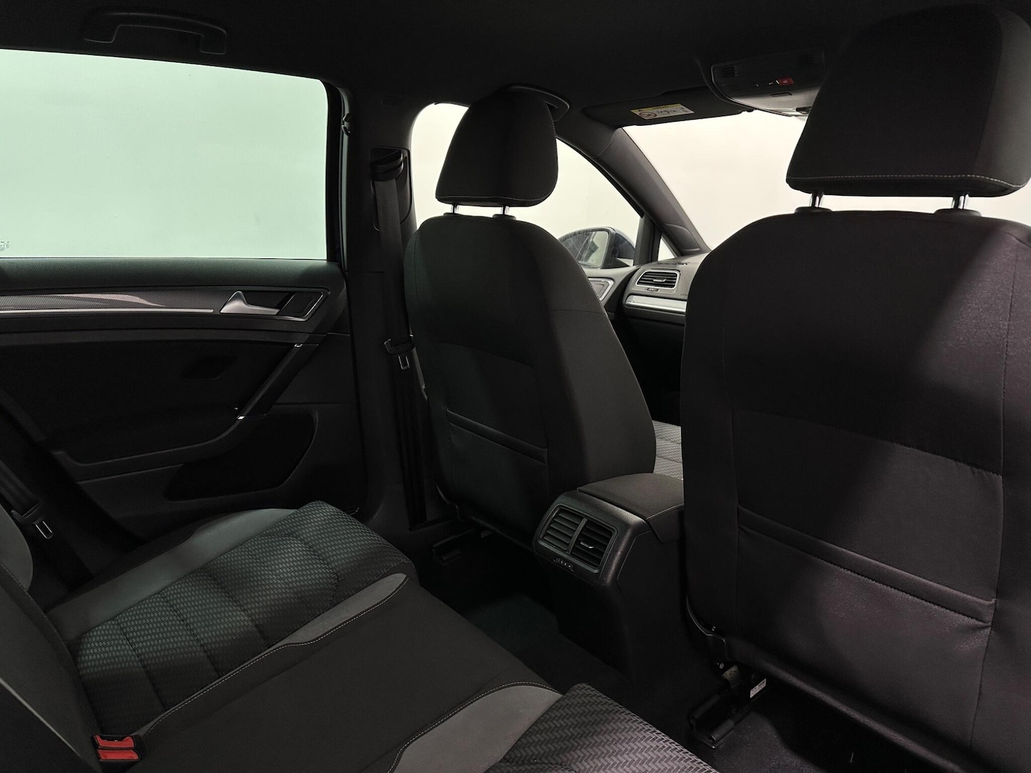 Used Volkswagen Golf 2019 for sale - 78072929: Photo 40