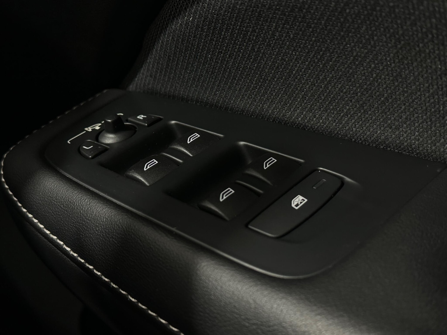 Used Volvo S60 for sale - 78135693: Photo 21