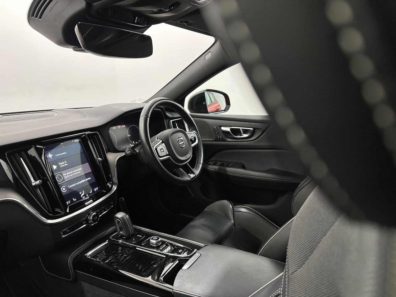 Used Volvo S60 for sale - 78135693: Photo 32