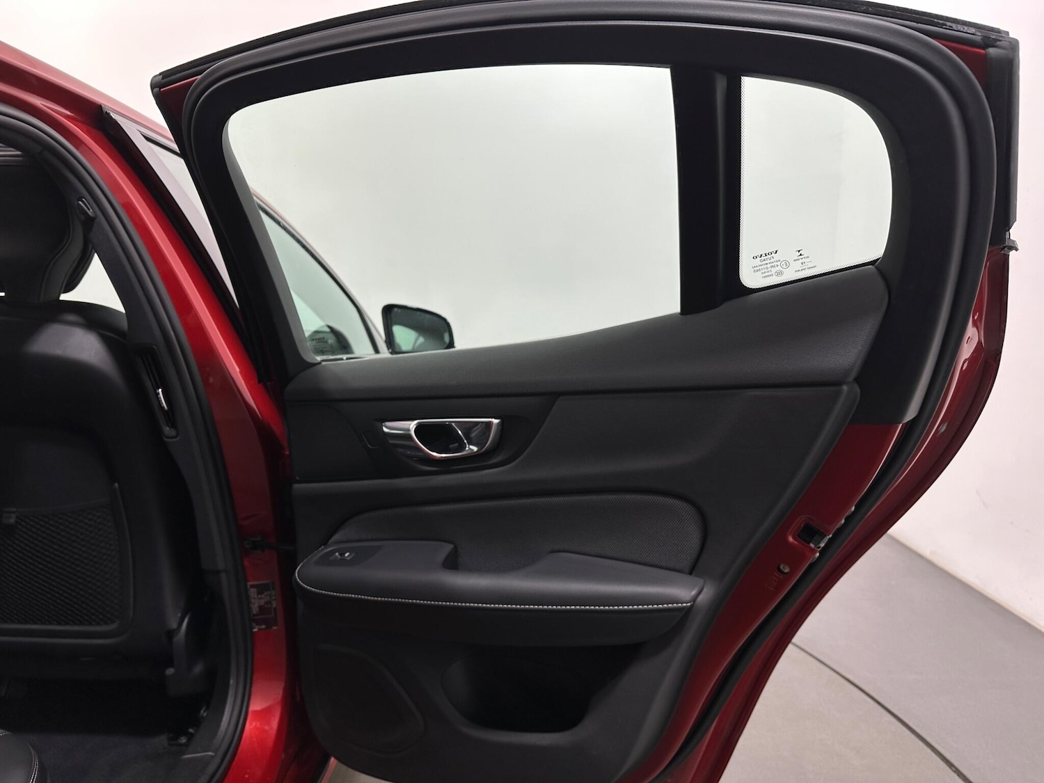 Used Volvo S60 for sale - 78135693: Photo 44