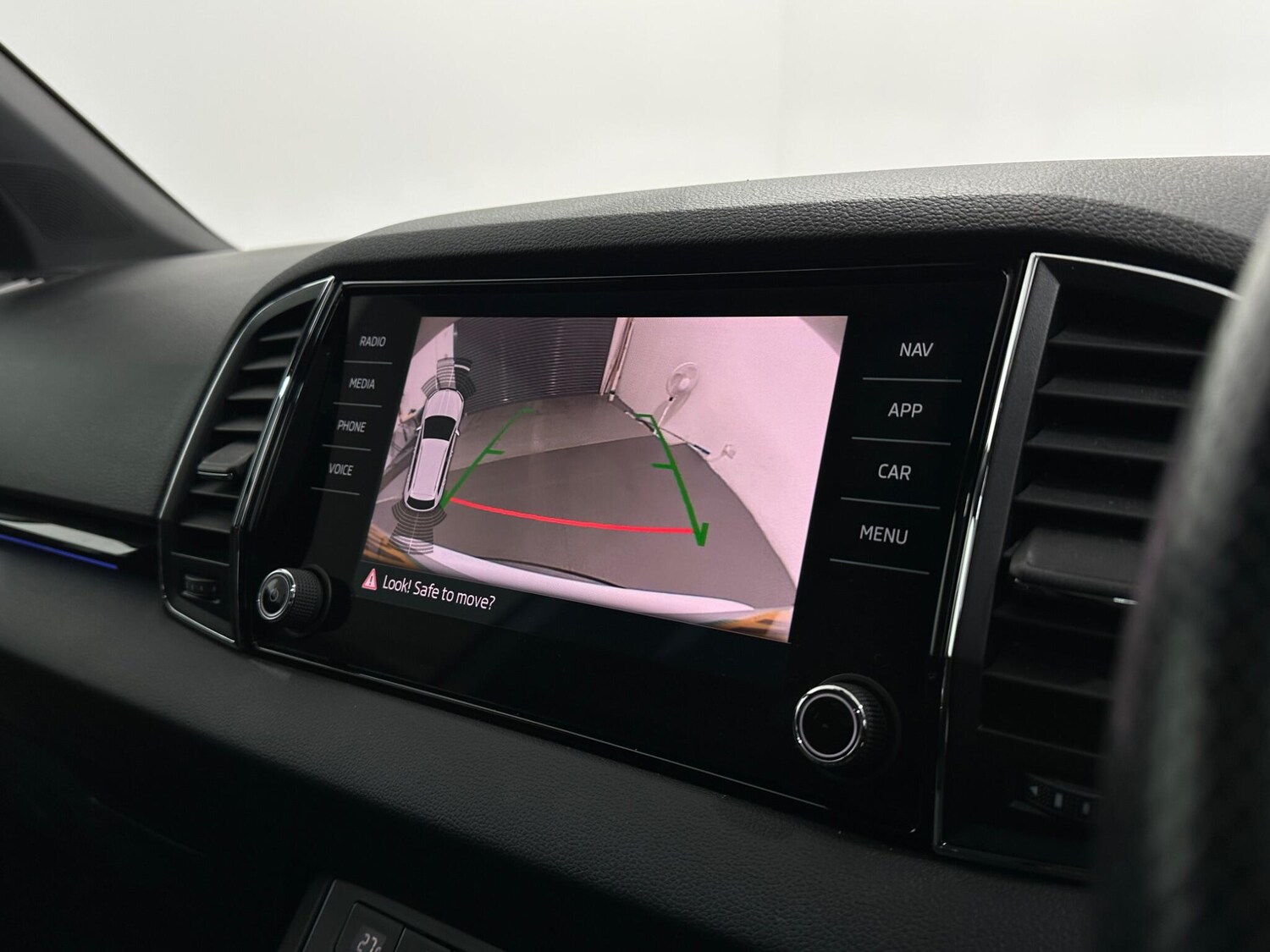 Used Skoda Karoq 2019 for sale - 77510657: Photo 22