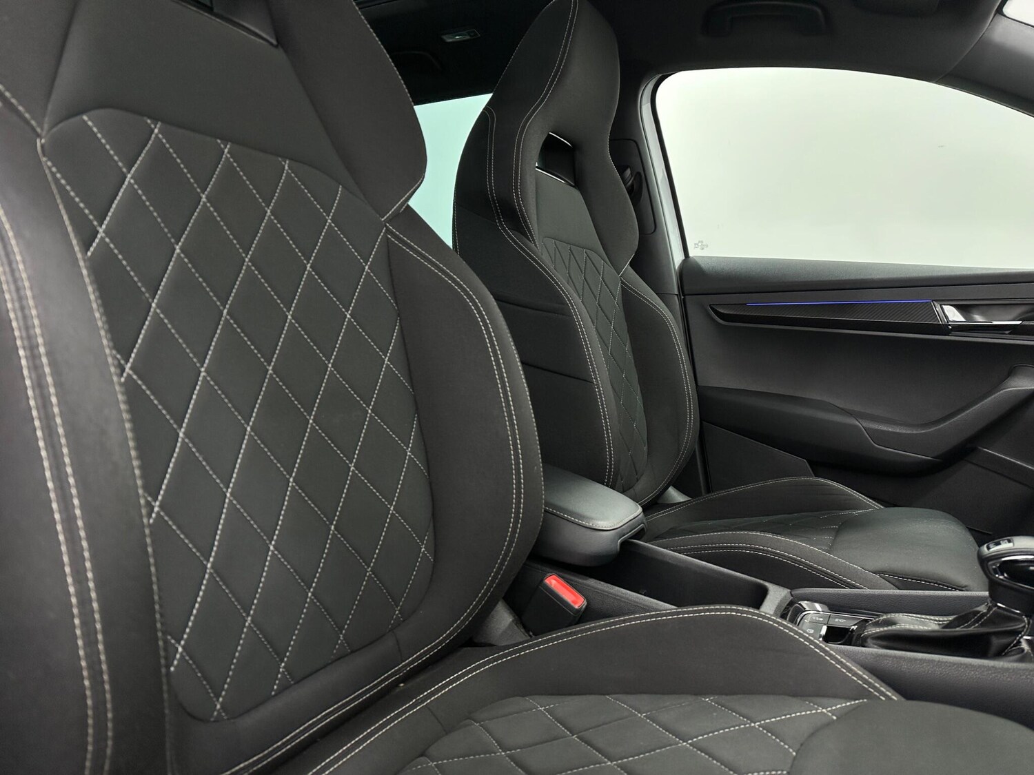 Used Skoda Karoq 2019 for sale - 77510657: Photo 32