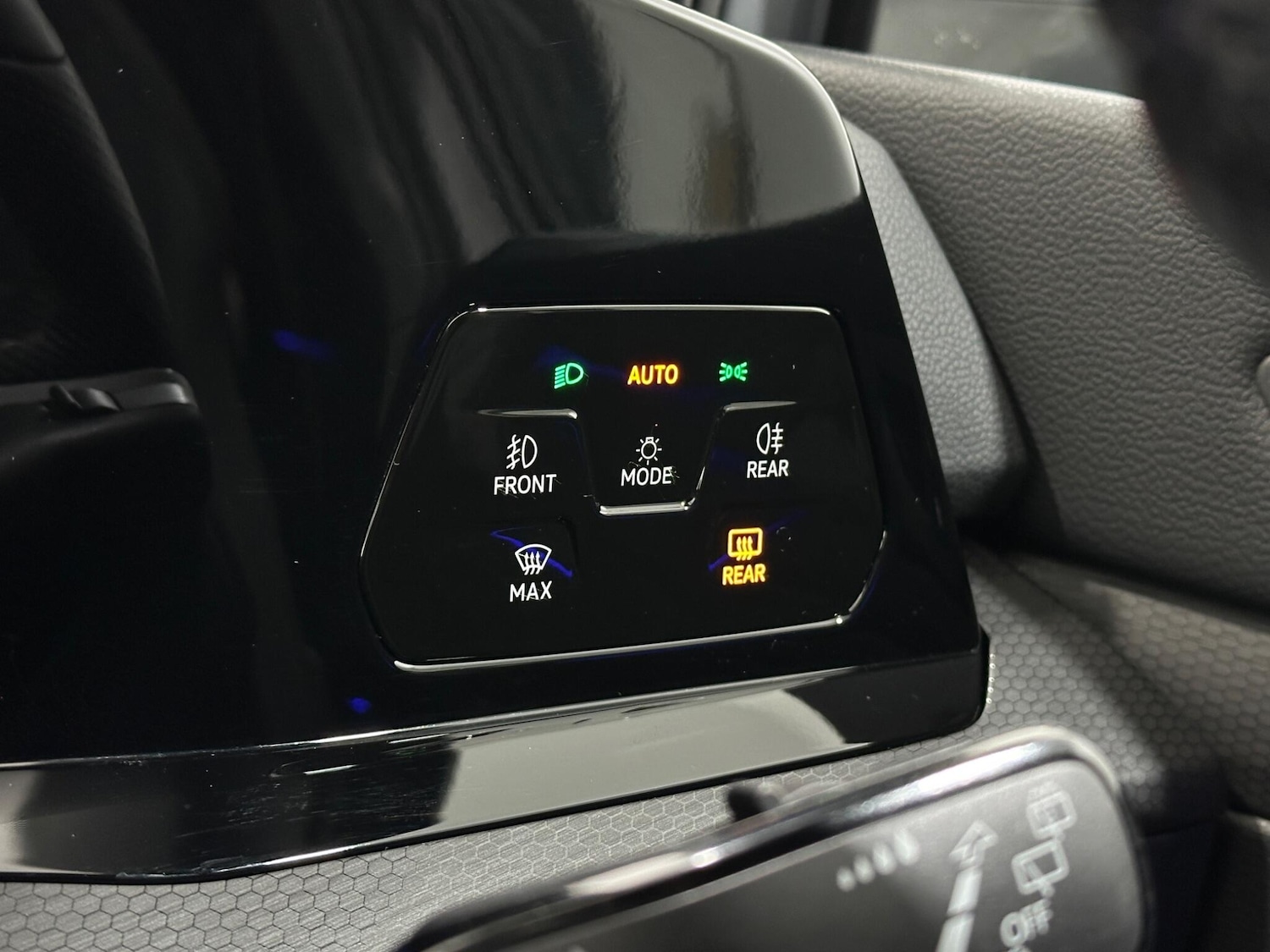 Used Volkswagen Golf for sale - 76886847: Photo 17