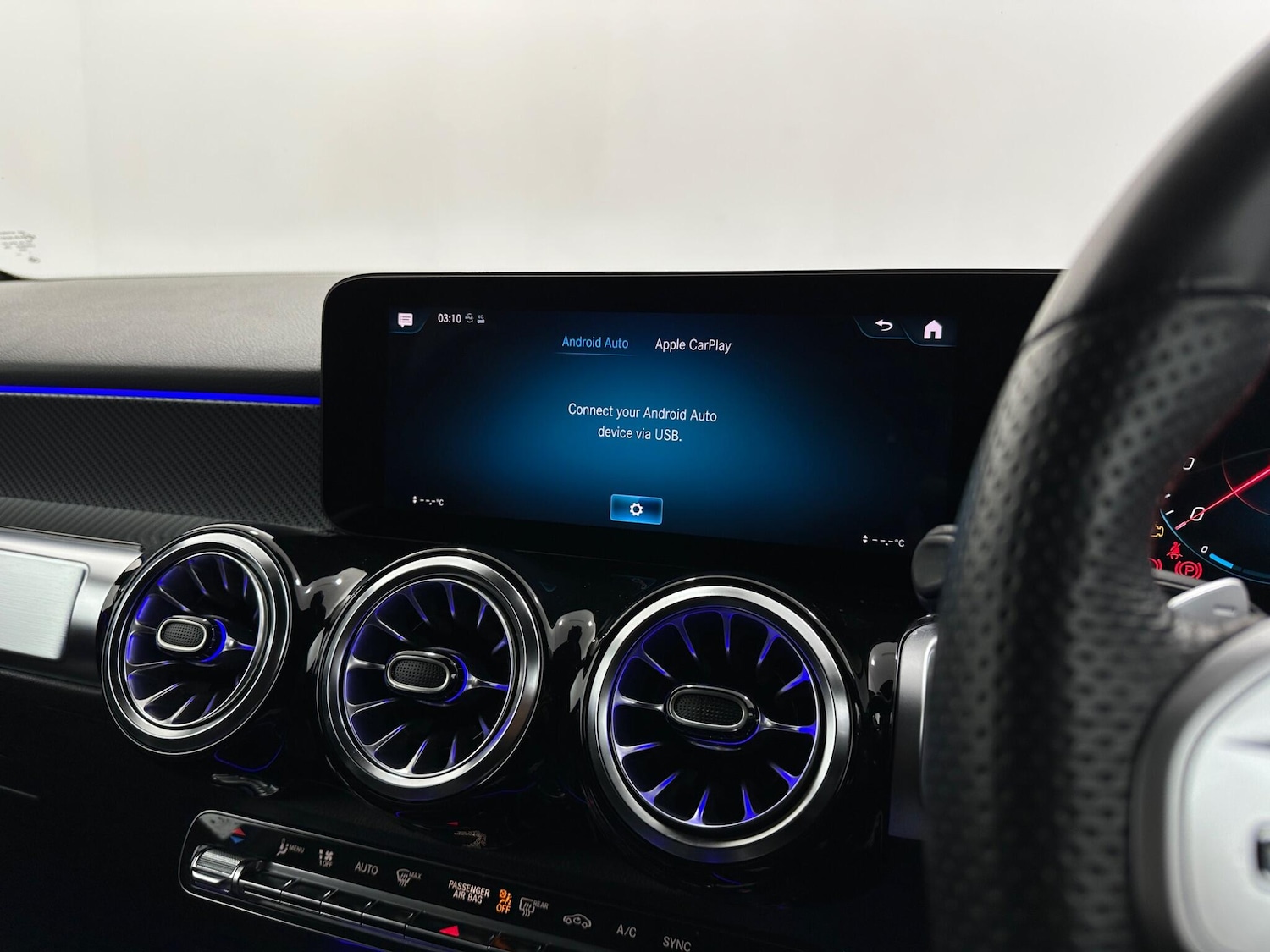 Used Mercedes-Benz GLB for sale - 76887342: Photo 27