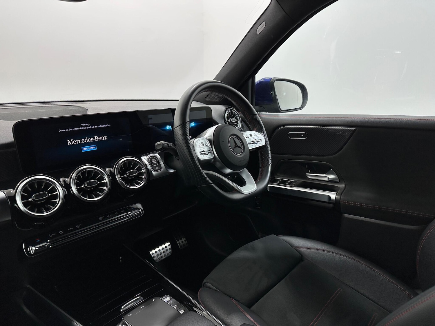 Used Mercedes-Benz GLB for sale - 76887342: Photo 31