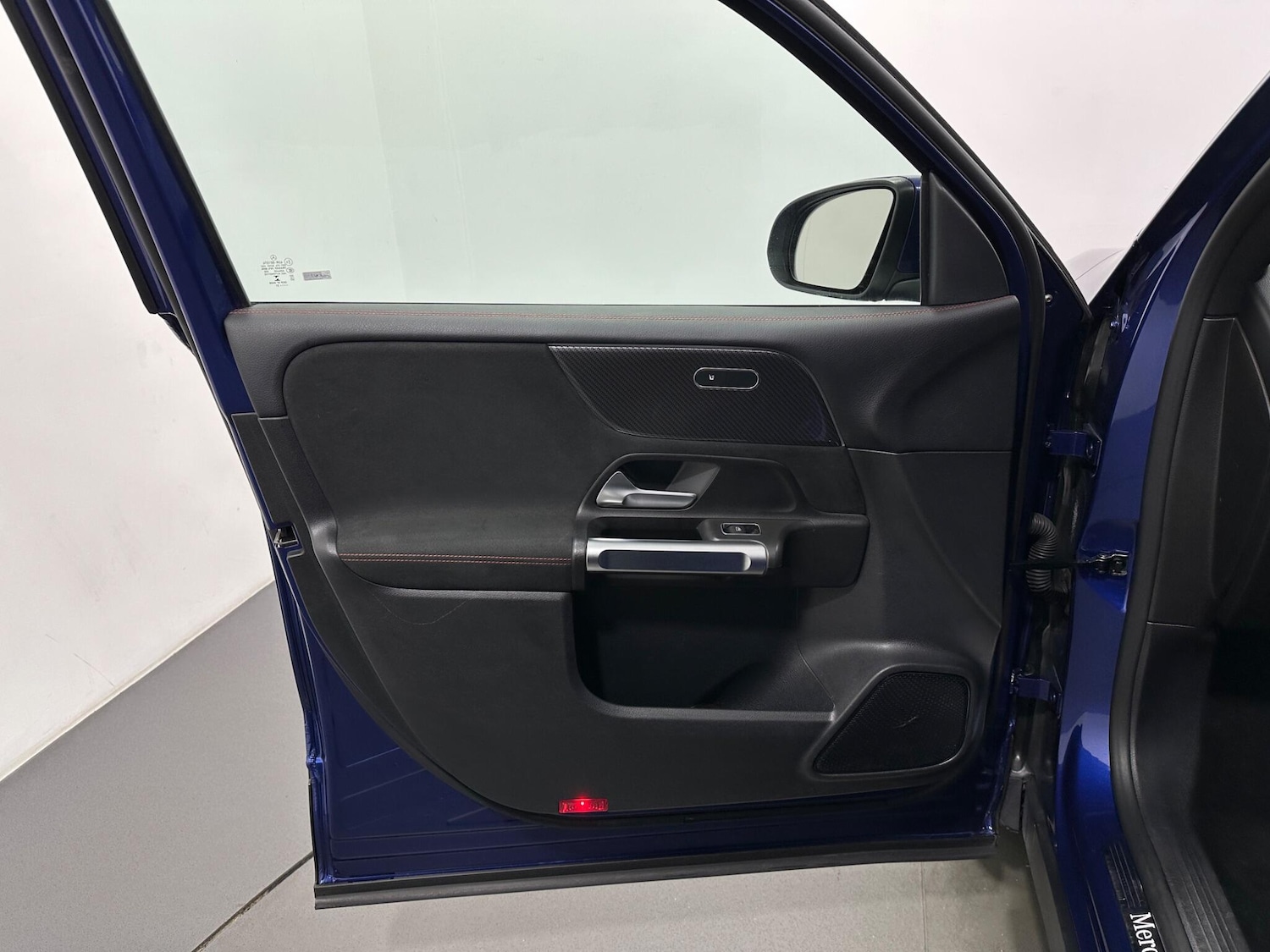 Used Mercedes-Benz GLB for sale - 76887342: Photo 37