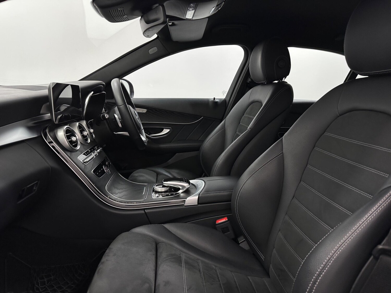 Used Mercedes-Benz C Class 2018 for sale - 77509965: Photo 37