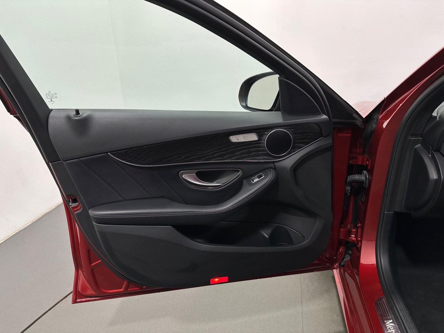 Used Mercedes-Benz C Class 2018 for sale - 77509965: Photo 39