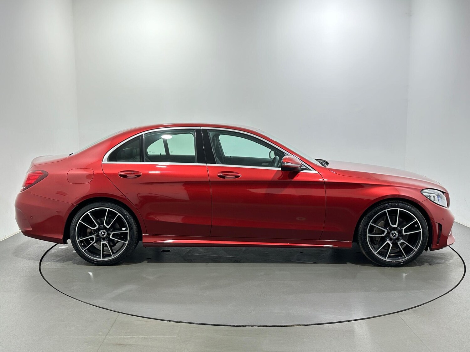 Used Mercedes-Benz C Class 2018 for sale - 77509965: Photo 9