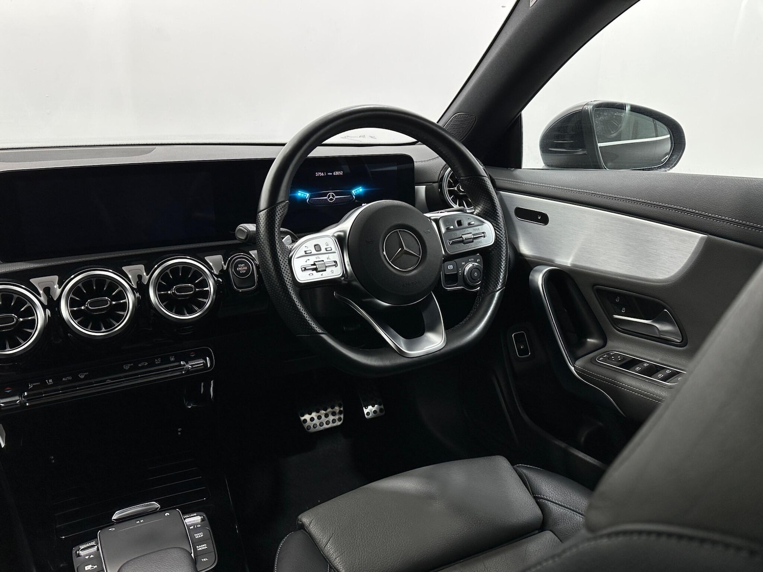 Used Mercedes-Benz CLA for sale - 77215438: Photo 11