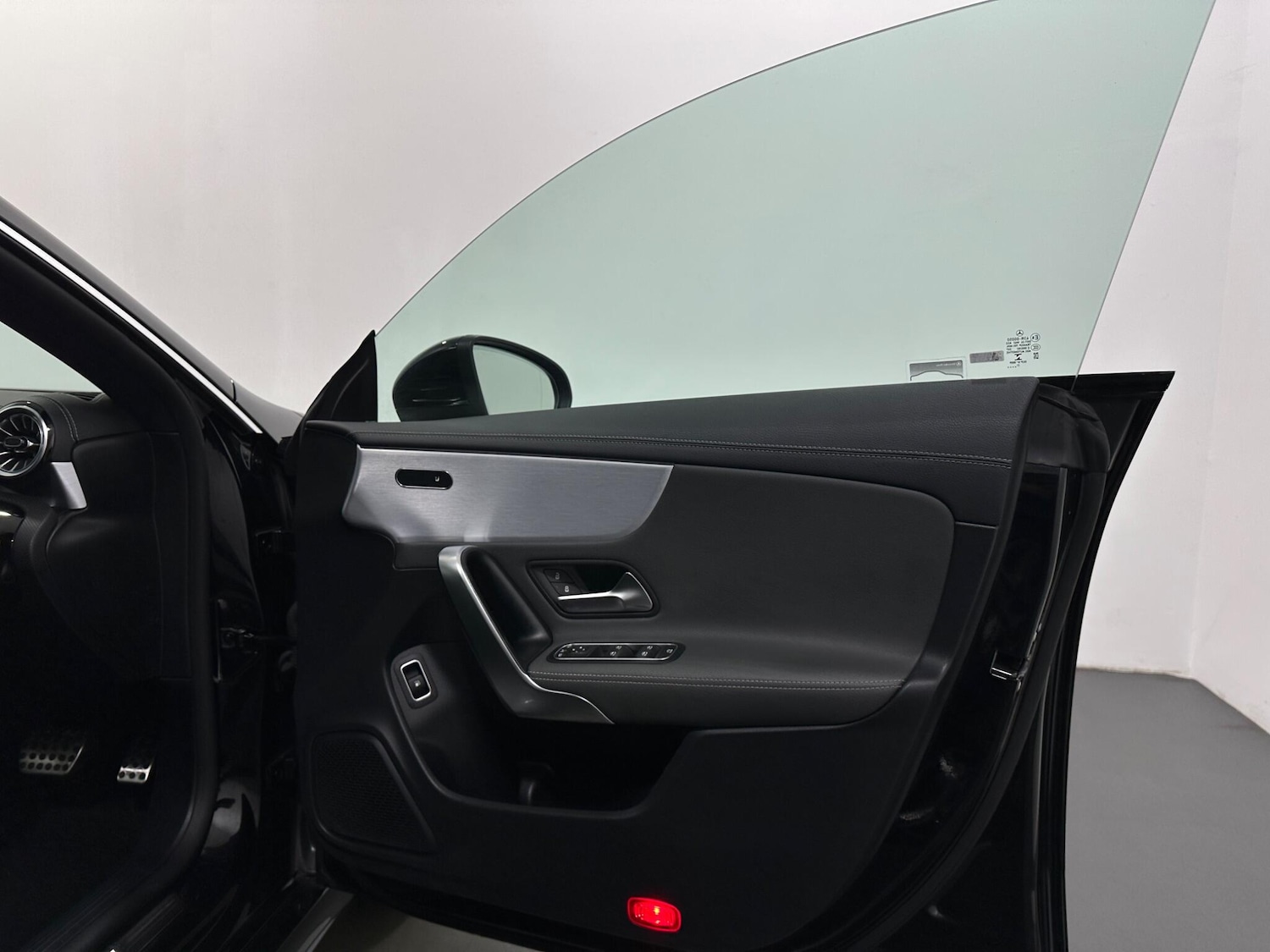 Used Mercedes-Benz CLA for sale - 77215438: Photo 34