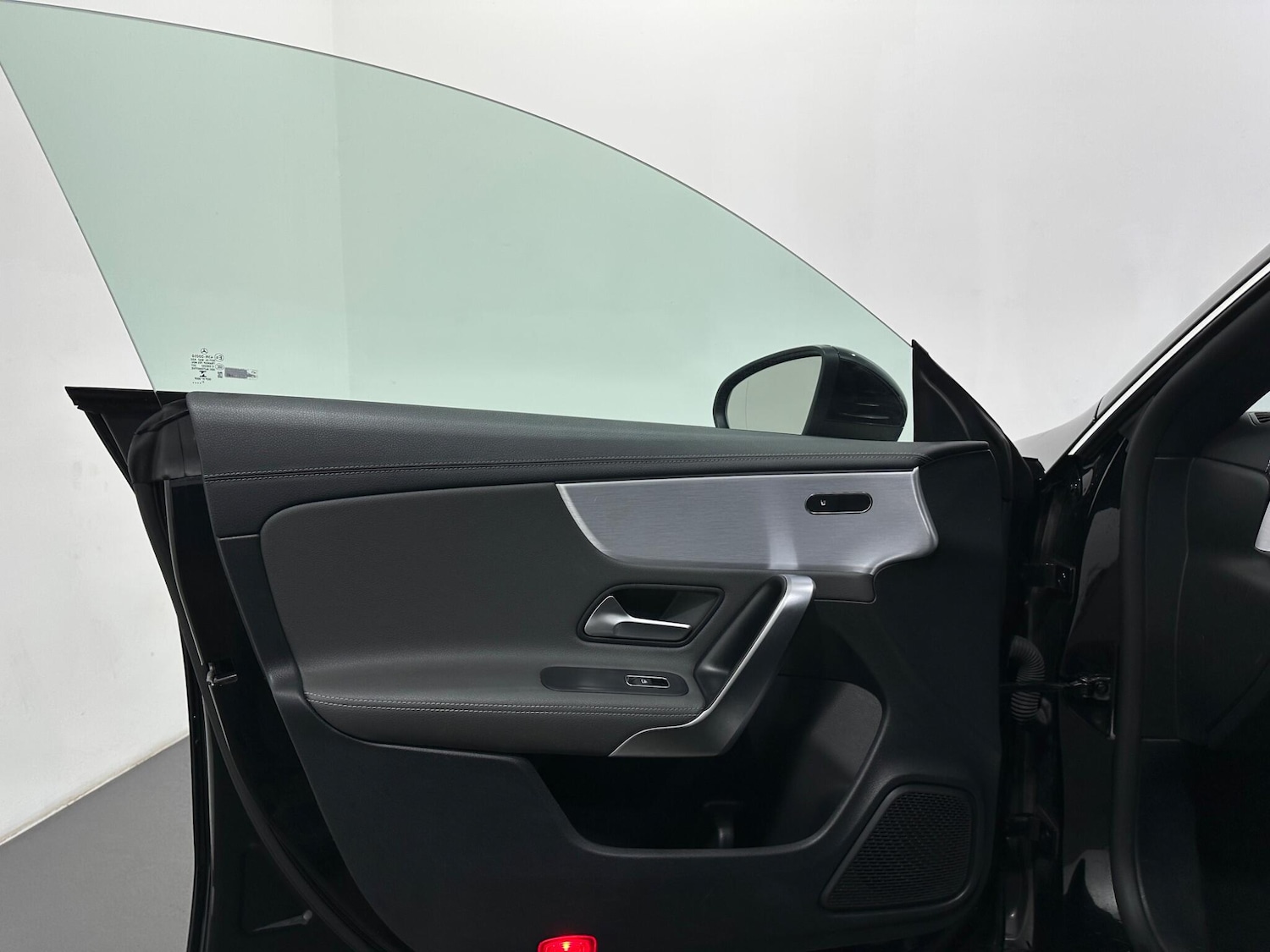 Used Mercedes-Benz CLA for sale - 77215438: Photo 38