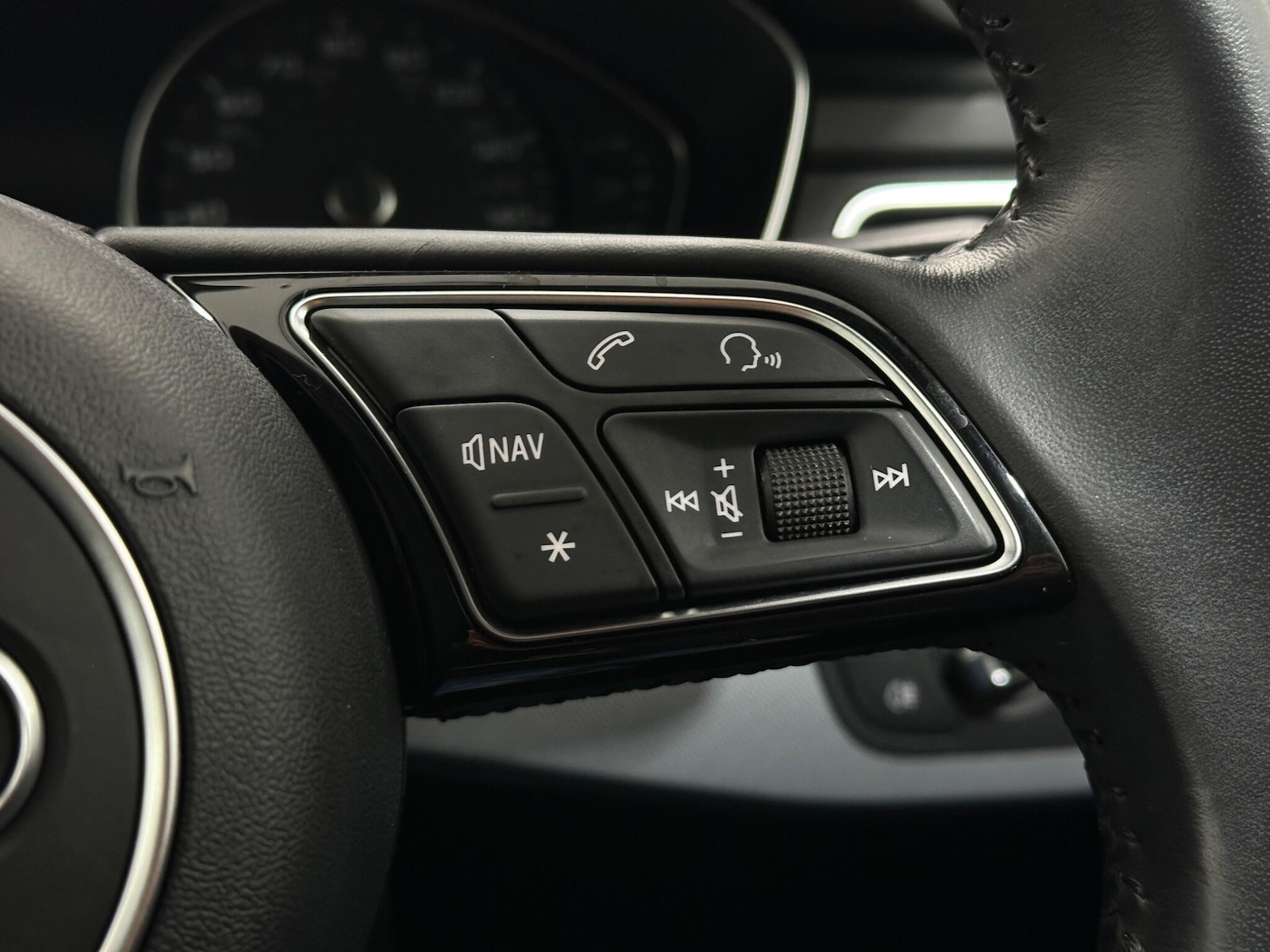 Used Audi A4 2019 for sale - 76878919: Photo 14