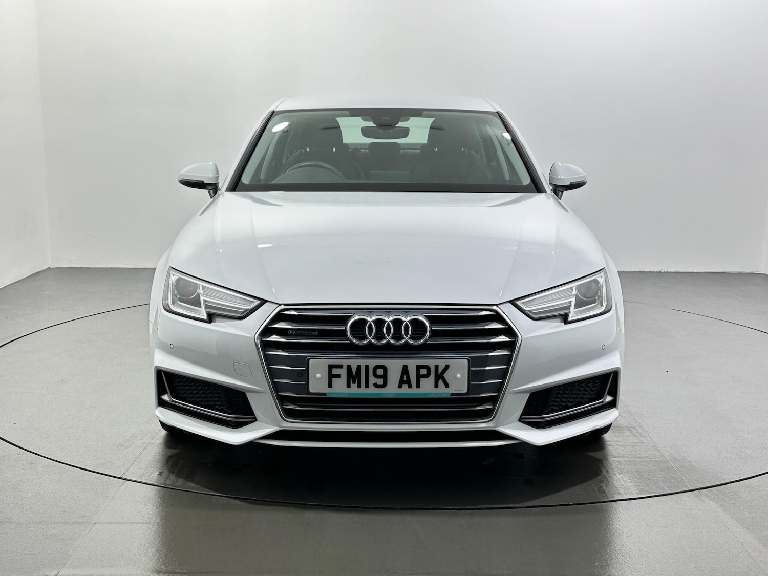 Used Audi A4 2019 for sale - 76878919: Photo 3