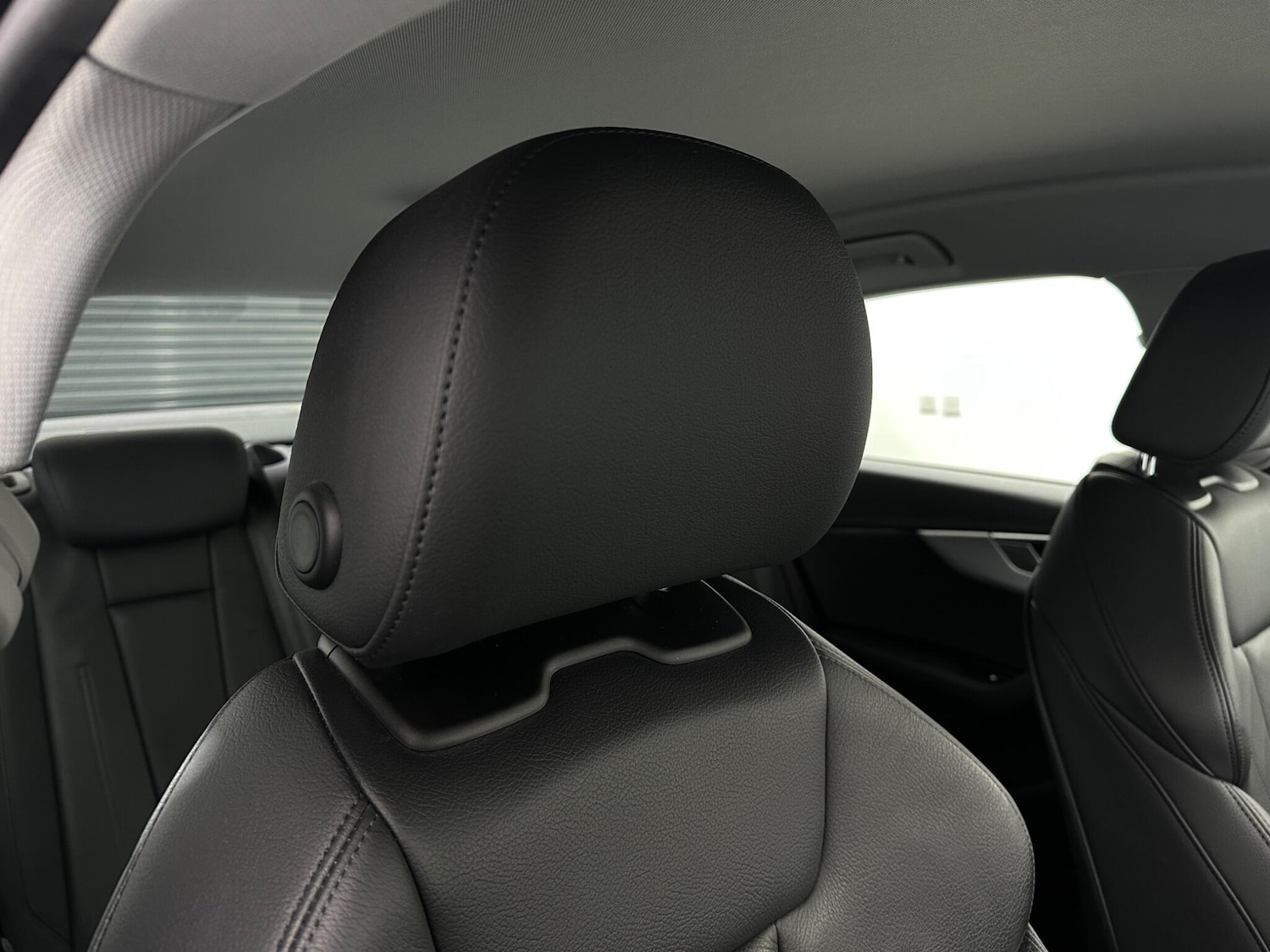 Used Audi A4 2019 for sale - 76878919: Photo 33