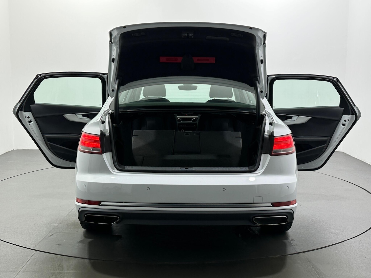 Used Audi A4 2019 for sale - 76878919: Photo 47