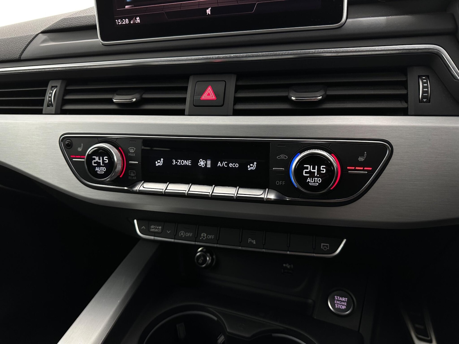 Used Audi A4 2019 for sale - 77131367: Photo 21