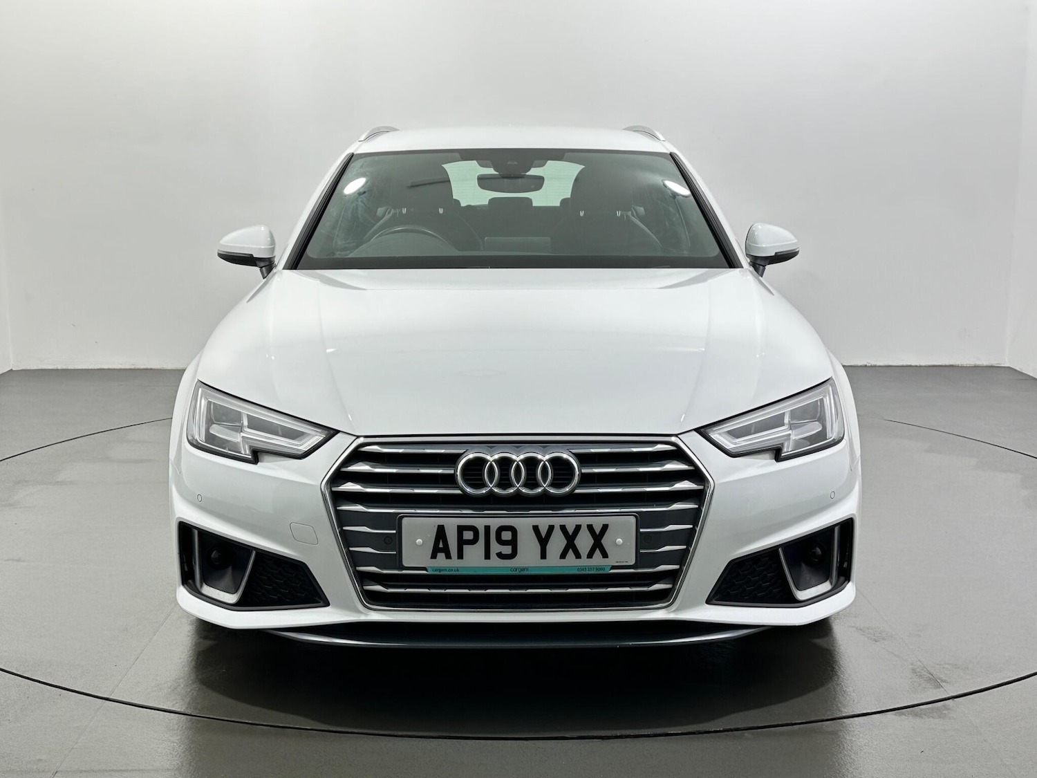 Used Audi A4 2019 for sale - 77131367: Photo 3