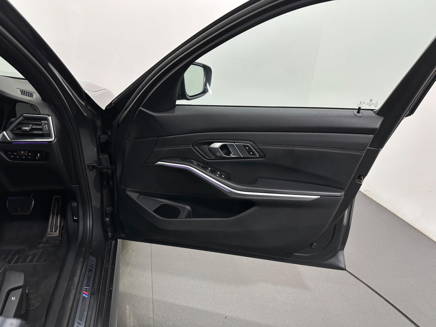 Used BMW 3 Series for sale - 76887410: Photo 34