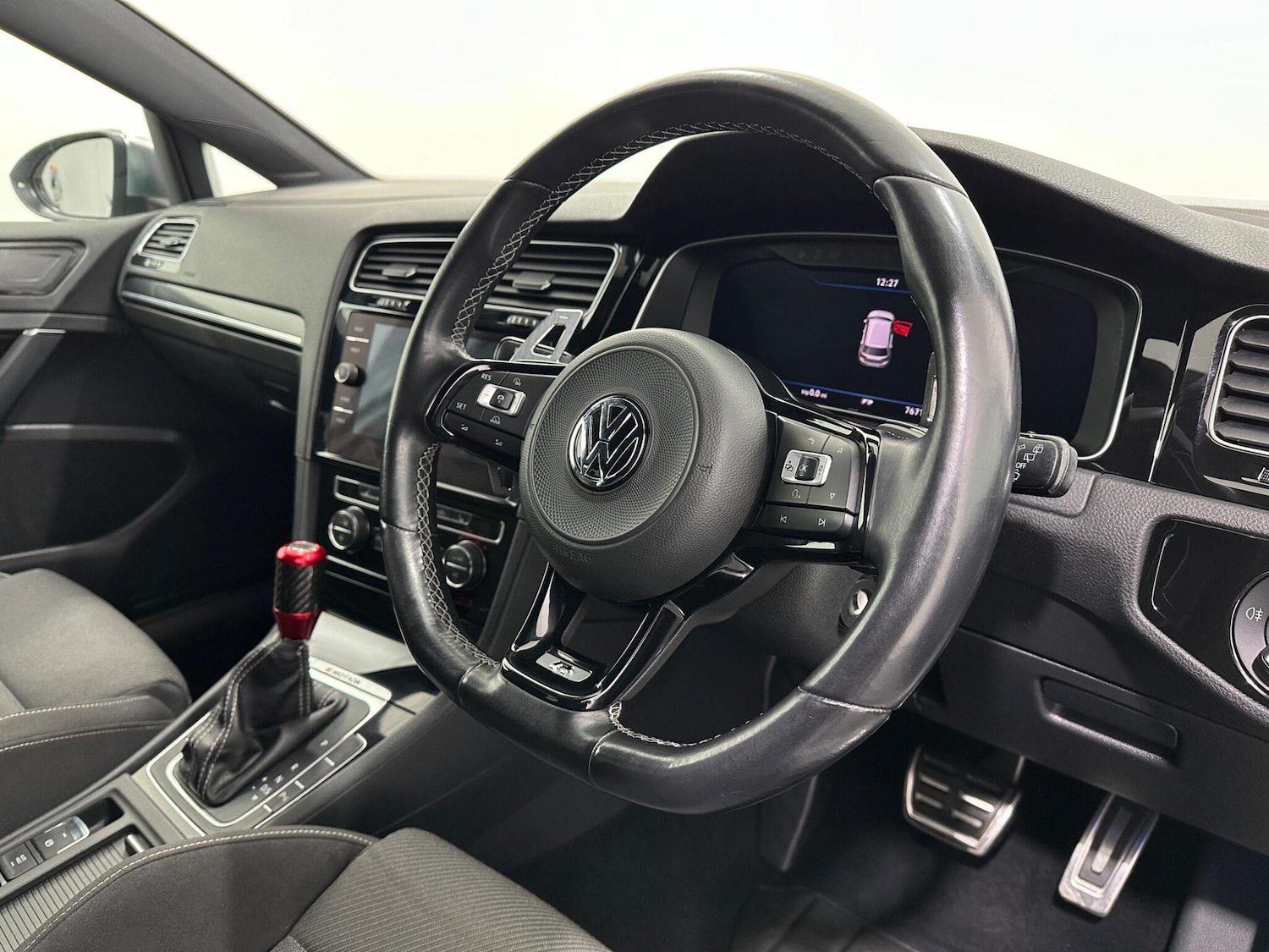 Used Volkswagen Golf 2018 for sale - 76878813: Photo 10