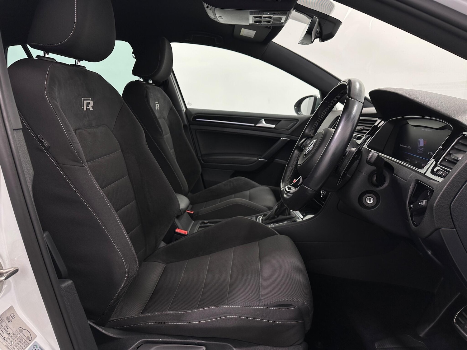 Used Volkswagen Golf 2018 for sale - 76878813: Photo 29