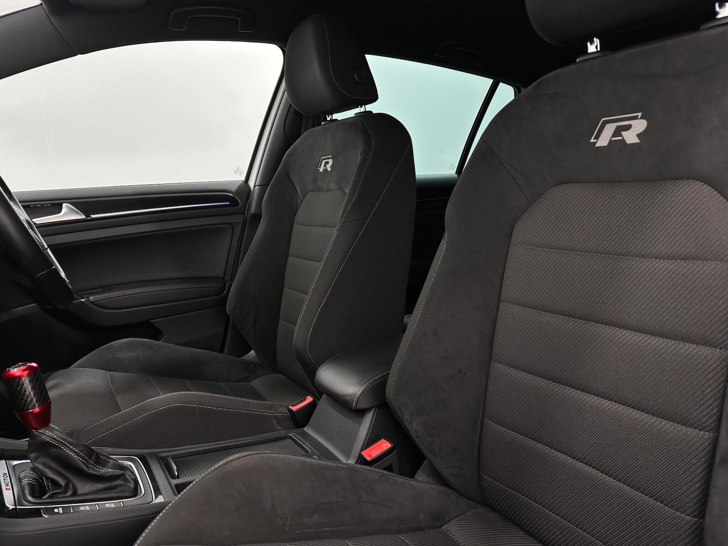 Used Volkswagen Golf 2018 for sale - 76878813: Photo 34