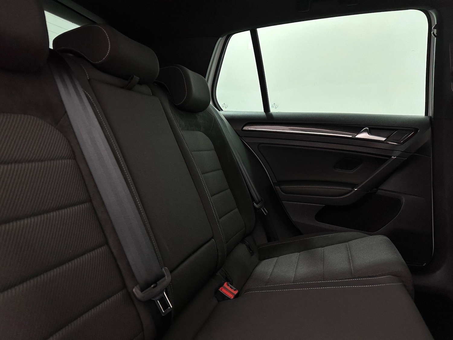 Used Volkswagen Golf 2018 for sale - 76878813: Photo 41