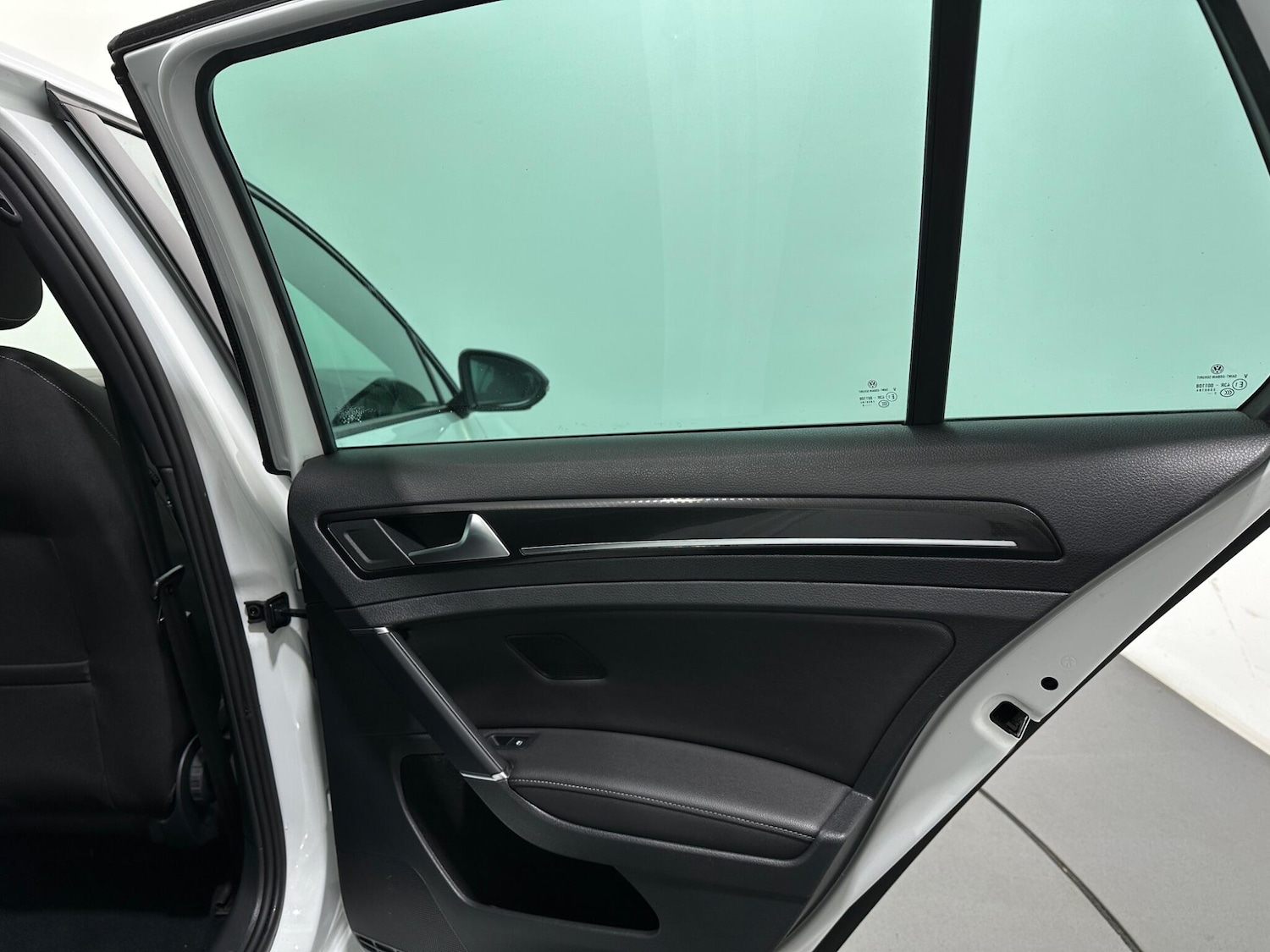 Used Volkswagen Golf 2018 for sale - 76878813: Photo 42