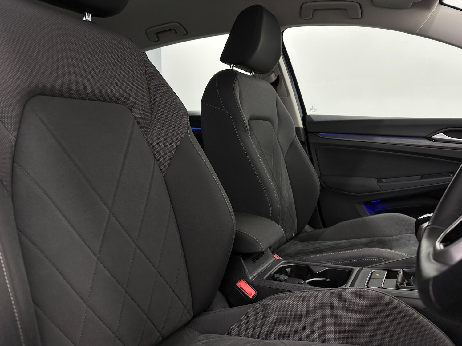 Used Volkswagen Golf 2020 for sale - 78048125: Photo 32