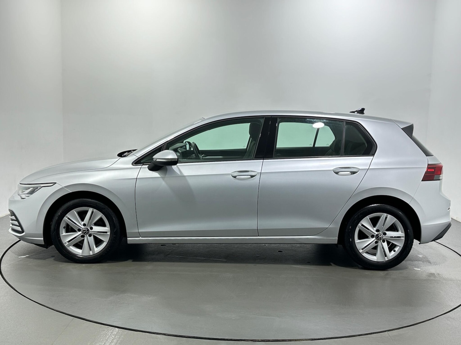 Used Volkswagen Golf 2021 for sale - 77456454: Photo 5