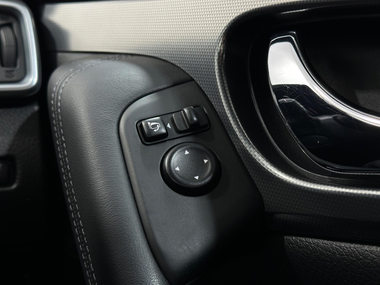 Used Nissan Qashqai 2018 for sale - 76878525: Photo 19