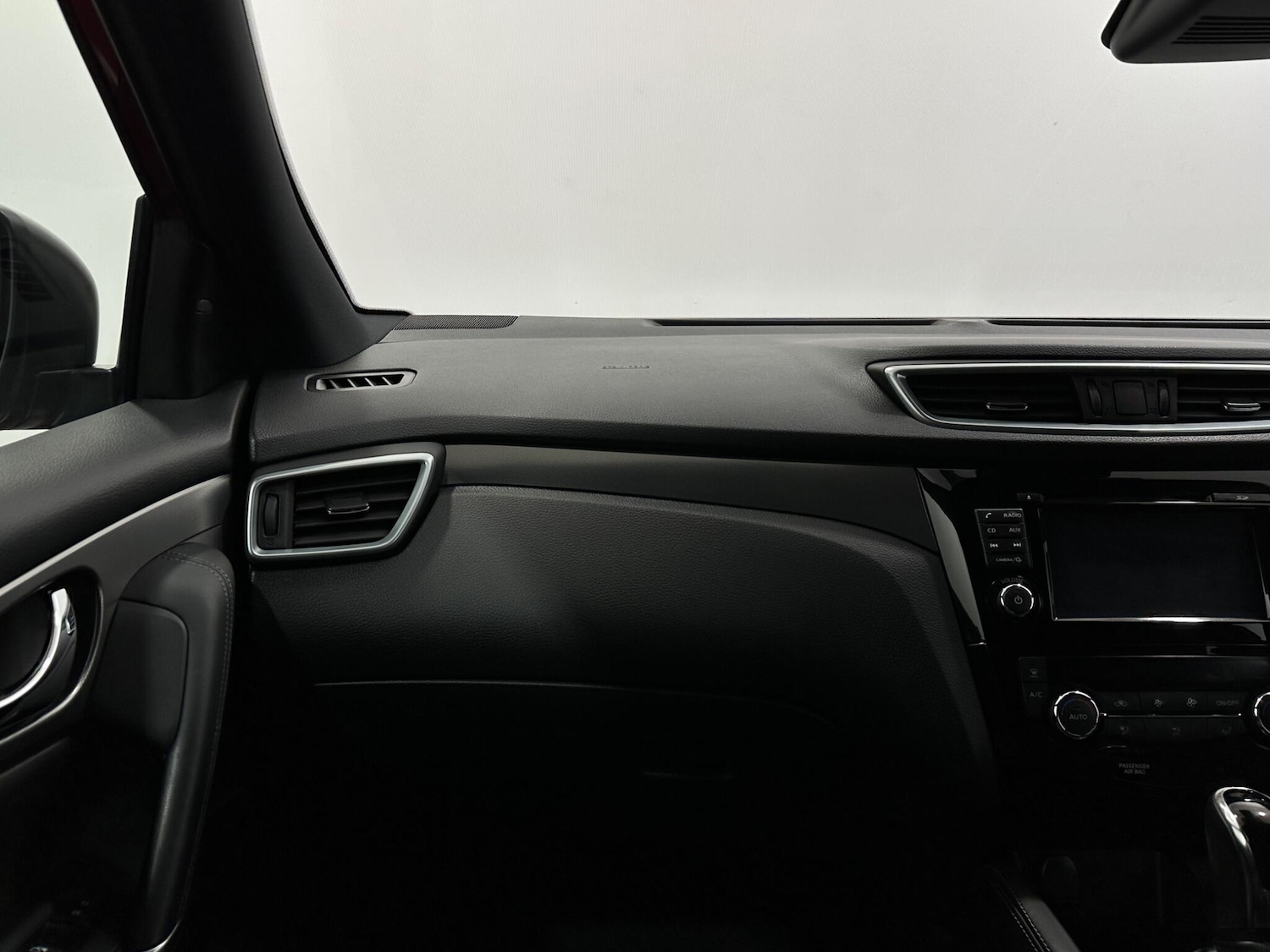 Used Nissan Qashqai 2018 for sale - 76878525: Photo 33