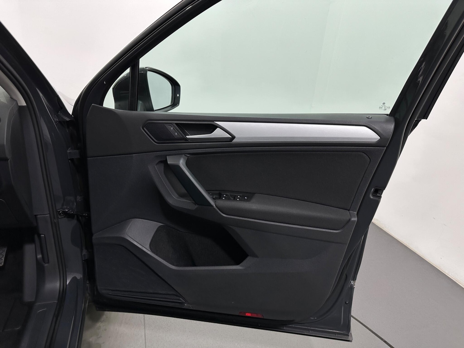 Used Volkswagen Tiguan 2020 for sale - 77266974: Photo 34