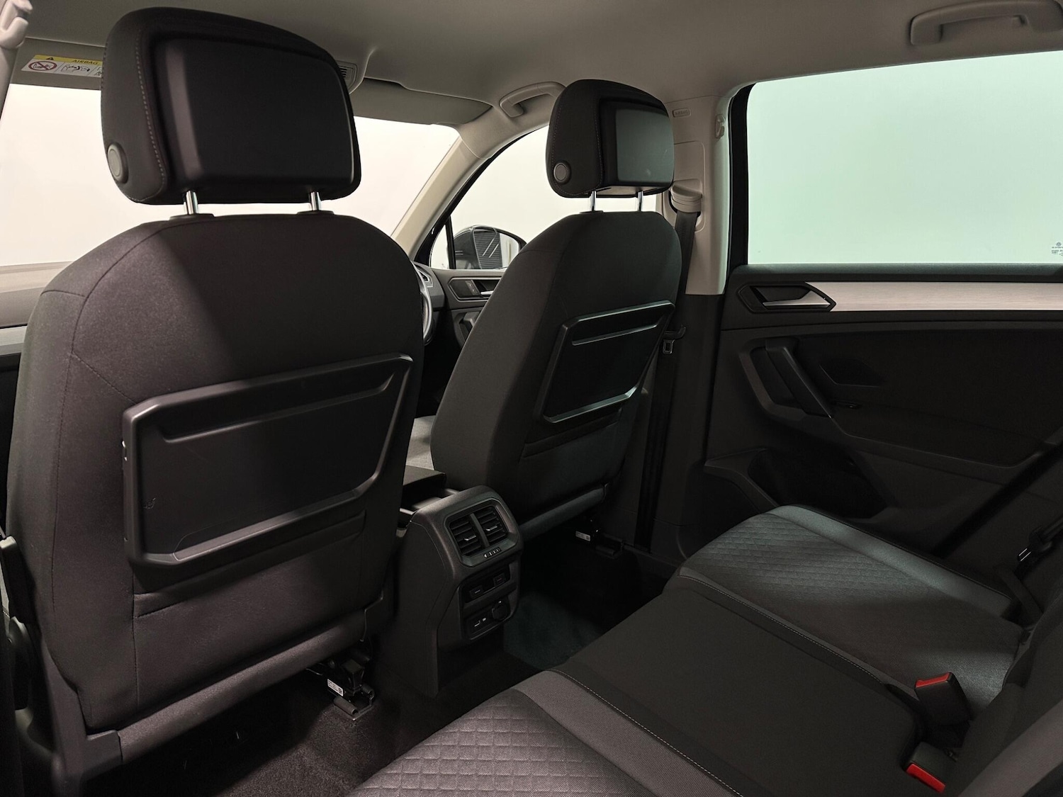 Used Volkswagen Tiguan 2020 for sale - 77266974: Photo 38