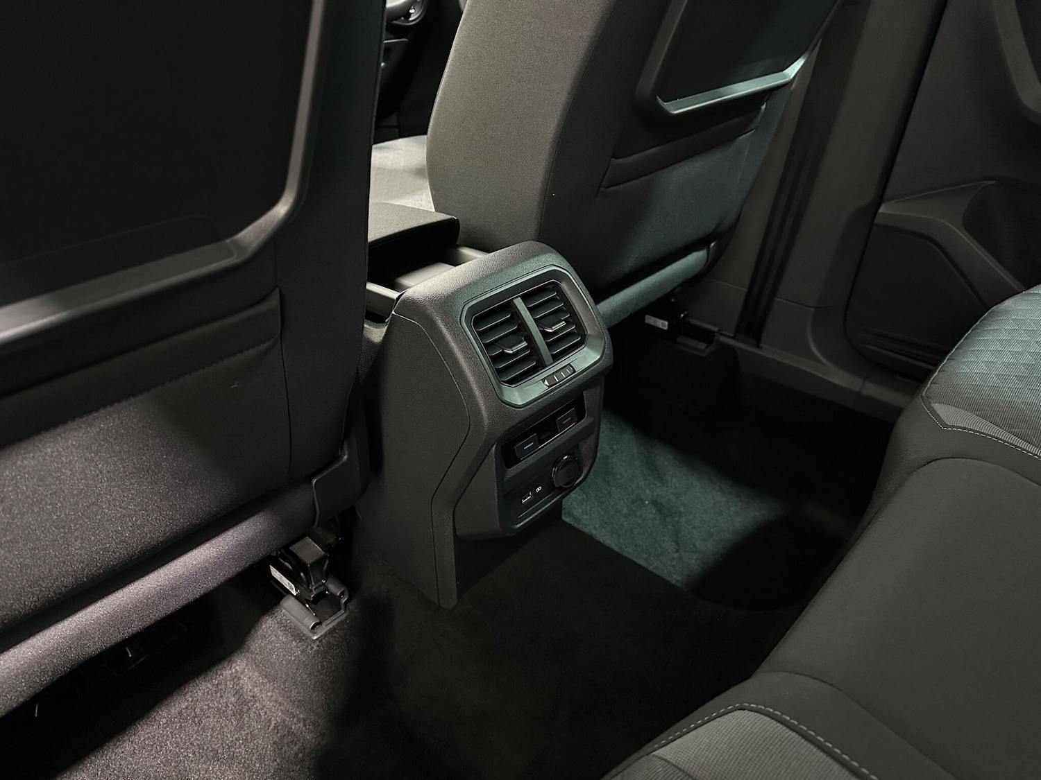 Used Volkswagen Tiguan 2020 for sale - 77266974: Photo 39