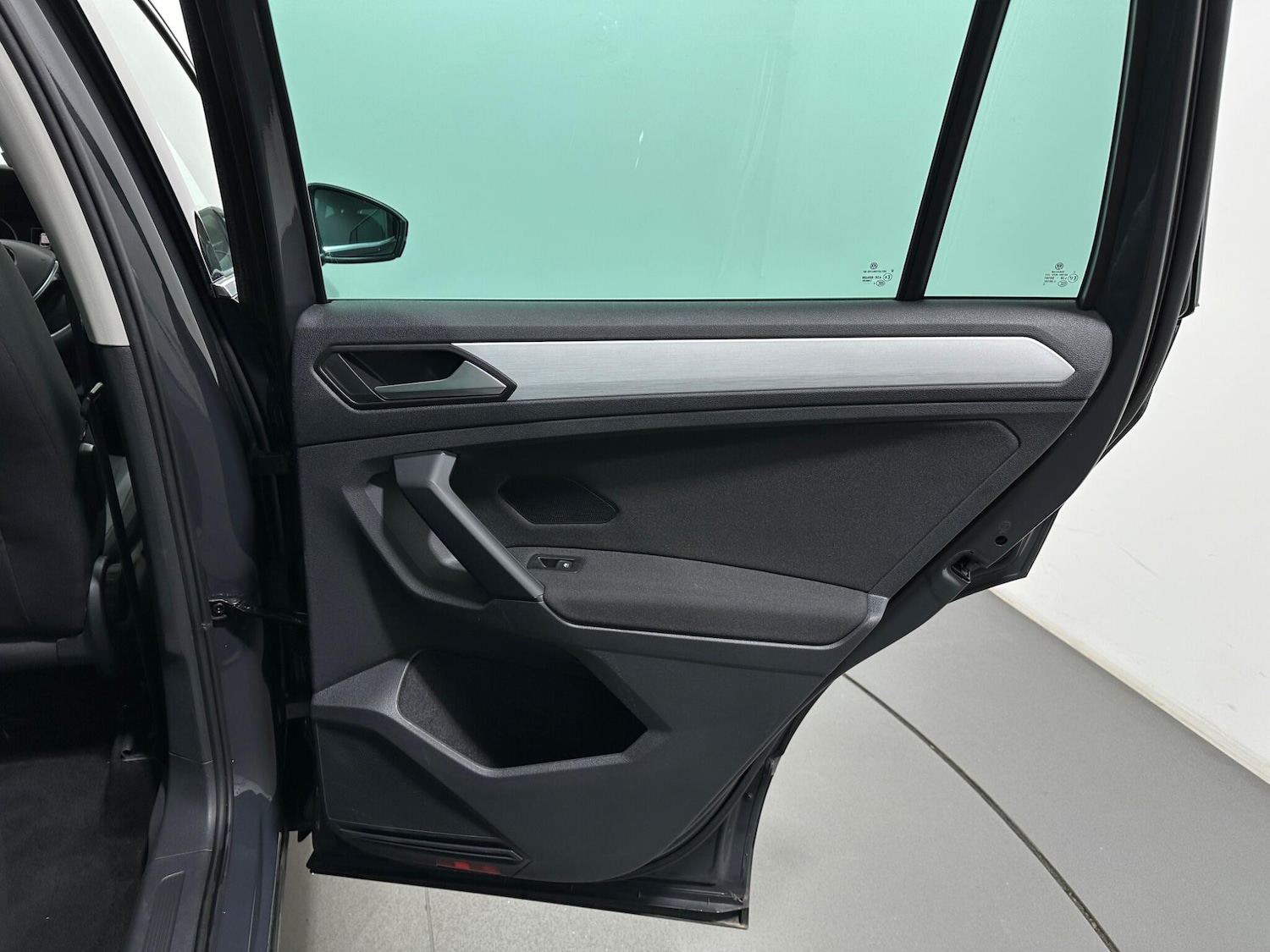 Used Volkswagen Tiguan 2020 for sale - 77266974: Photo 44