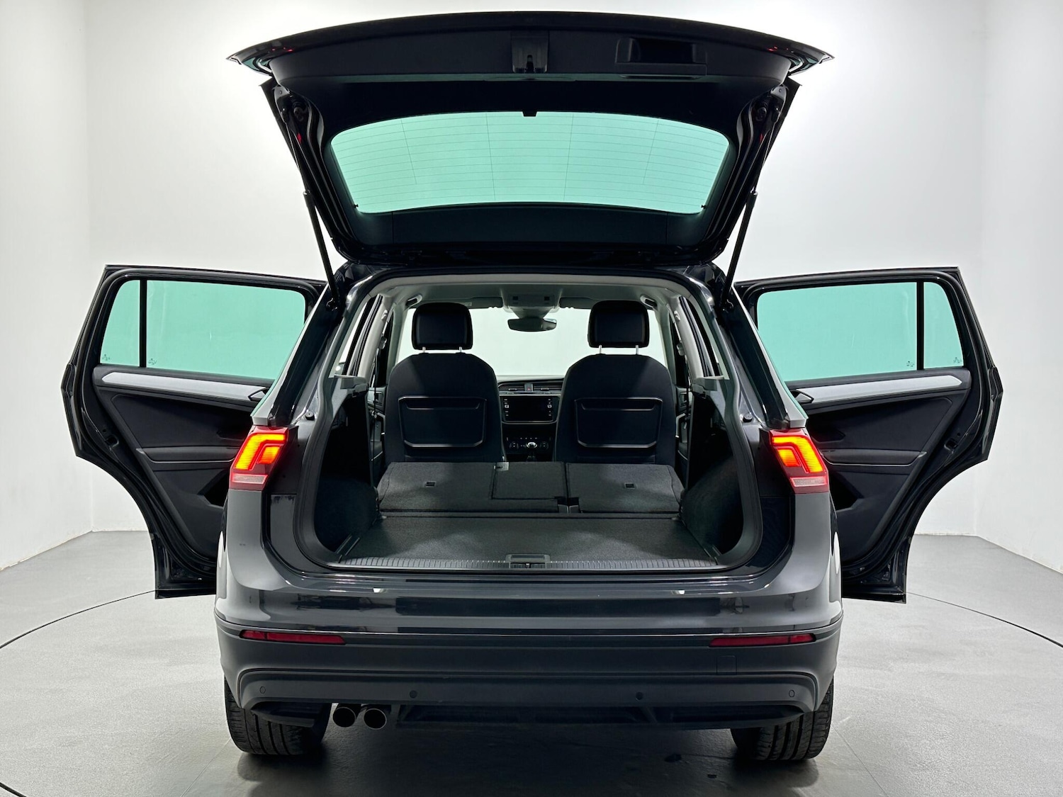 Used Volkswagen Tiguan 2020 for sale - 77266974: Photo 45