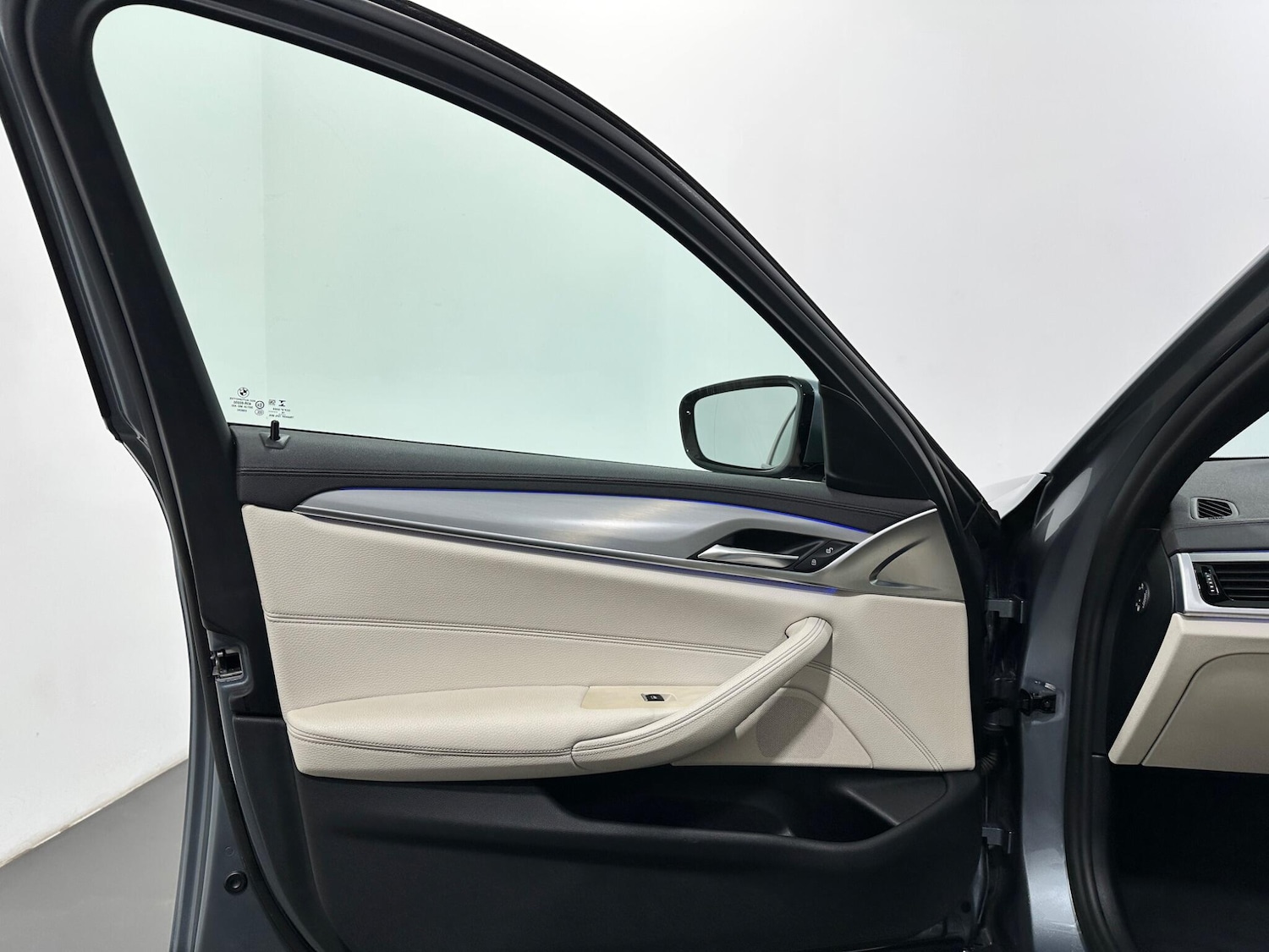 Used BMW 5 Series 2019 for sale - 77854132: Photo 36