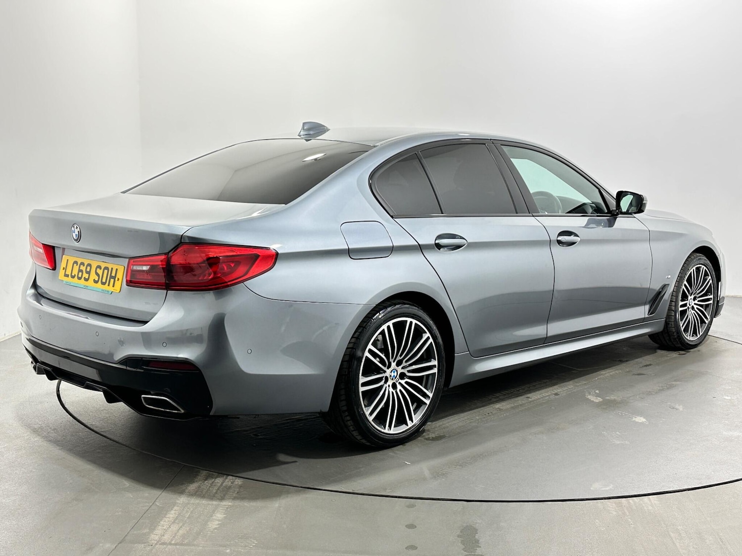 Used BMW 5 Series 2019 for sale - 77854132: Photo 8