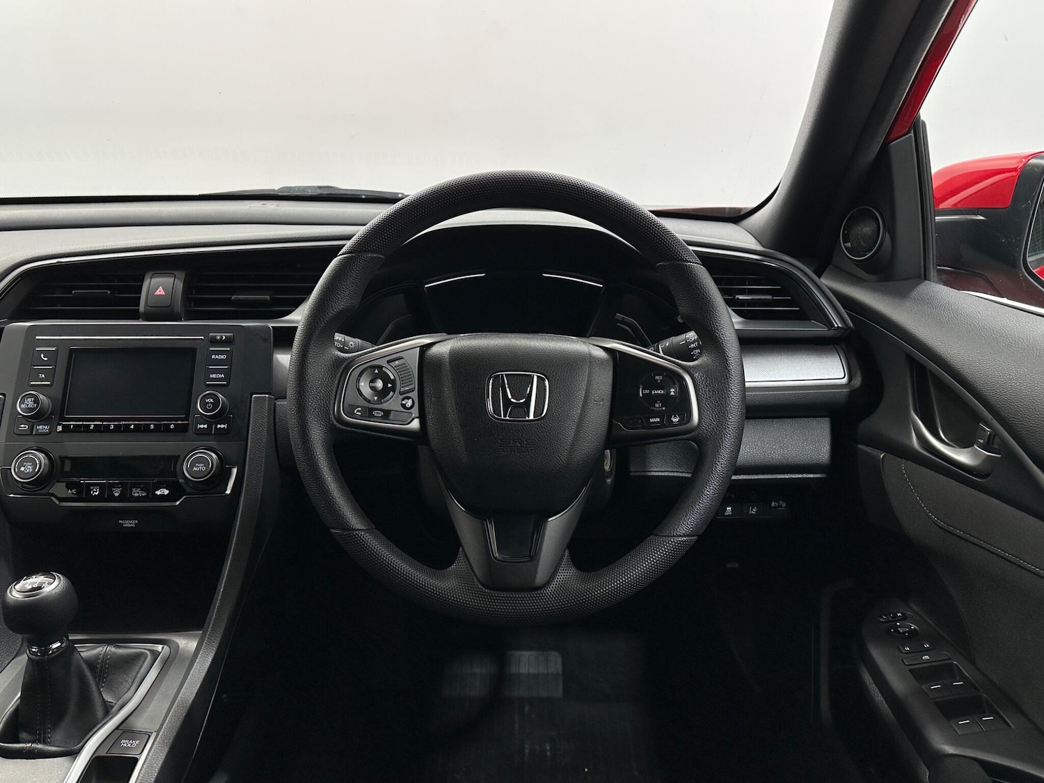 Used Honda Civic 2018 for sale - 76878560: Photo 12