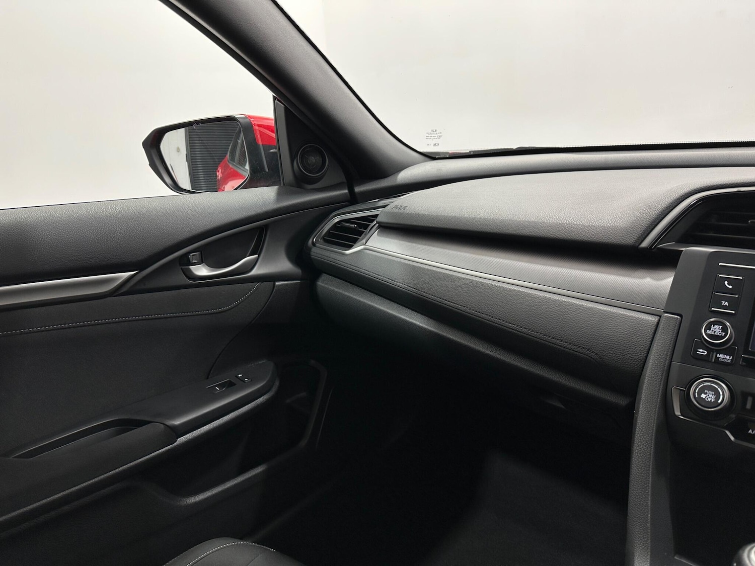 Used Honda Civic 2018 for sale - 76878560: Photo 25